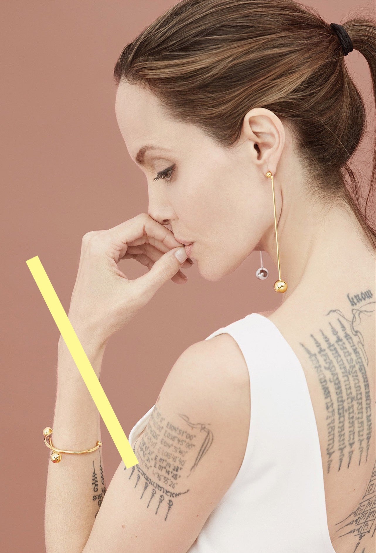 photo ANGELINA JOLIE (110)