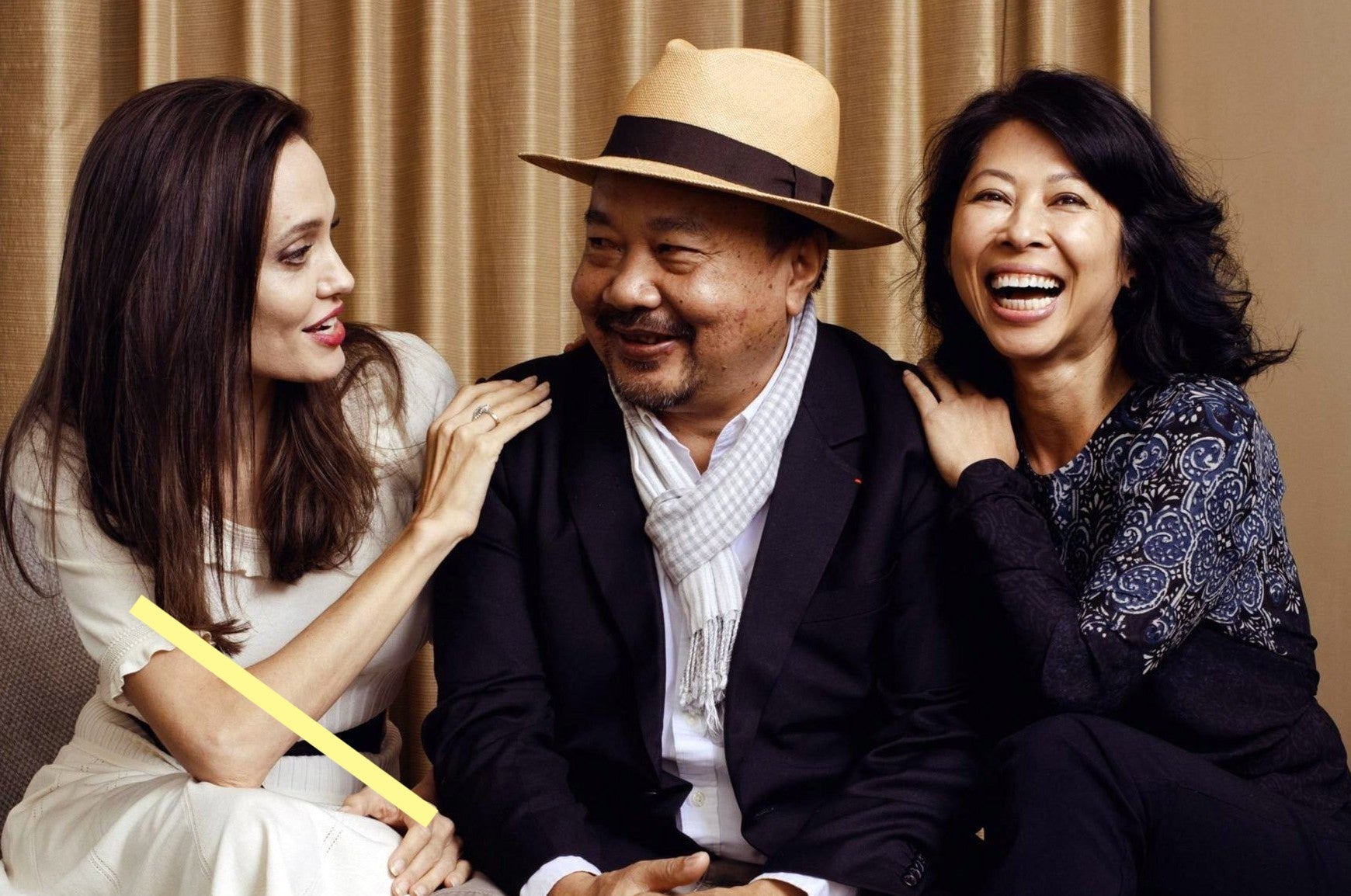 photo ANGELINA JOLIE (229)