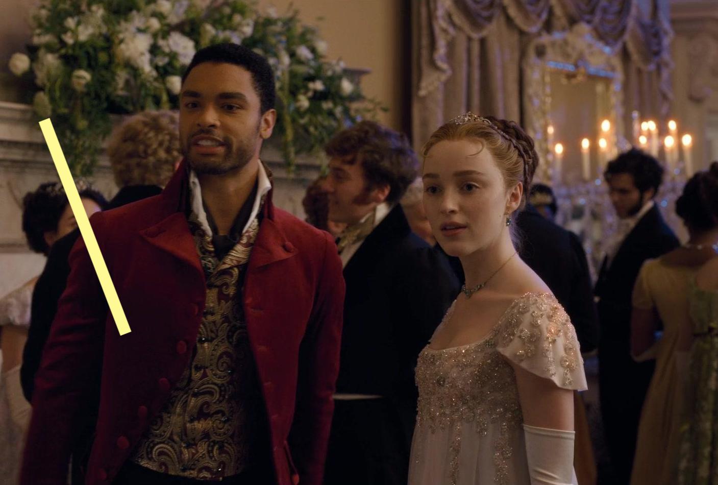 photo REGE JEAN PAGE ET PHOEBE DYNEVOR  (284)