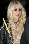photo taylor momsen (555)