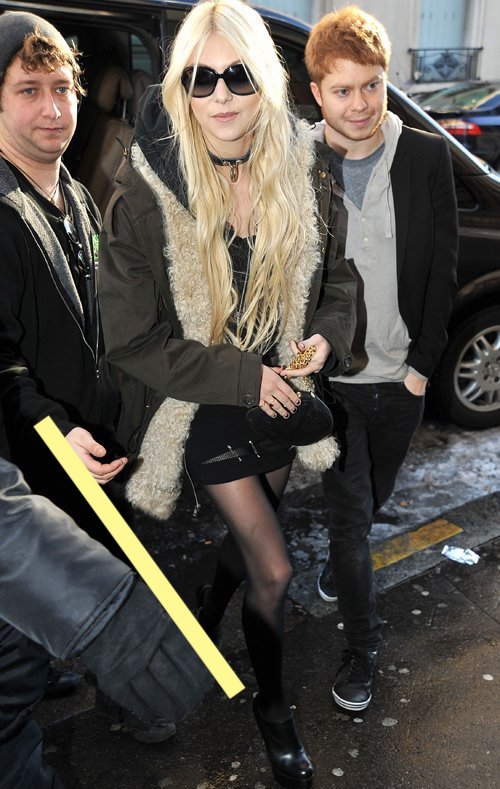 photo TAYLOR MOMSEN (559)